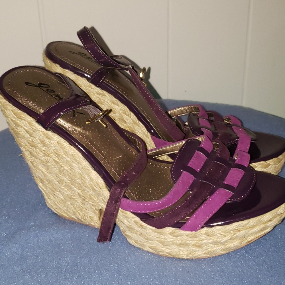 Shoes - Picture 2 of 2